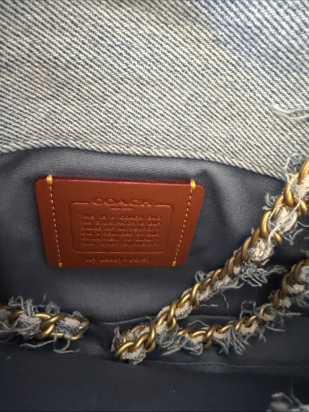 Coach Distressed Denim Patchwork Quilted Tabby 26 Like New!!!!🚨 - Picture 8 of 14